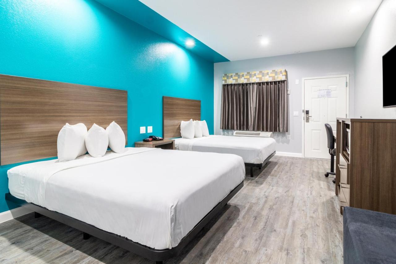 Americas Best Value Inn & Suites Kingwood Iah Airport Хамбл Экстерьер фото