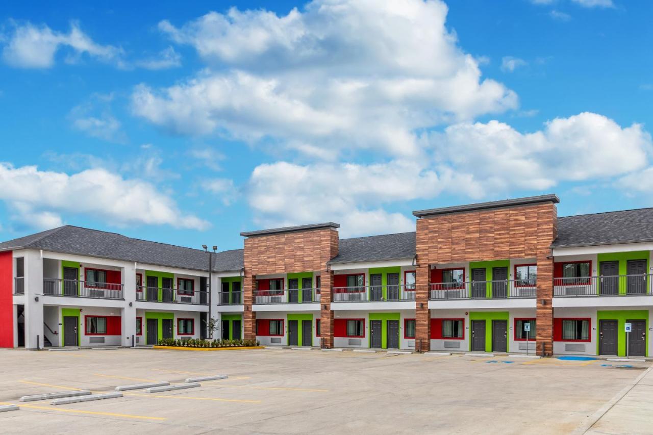 Americas Best Value Inn & Suites Kingwood Iah Airport Хамбл Экстерьер фото