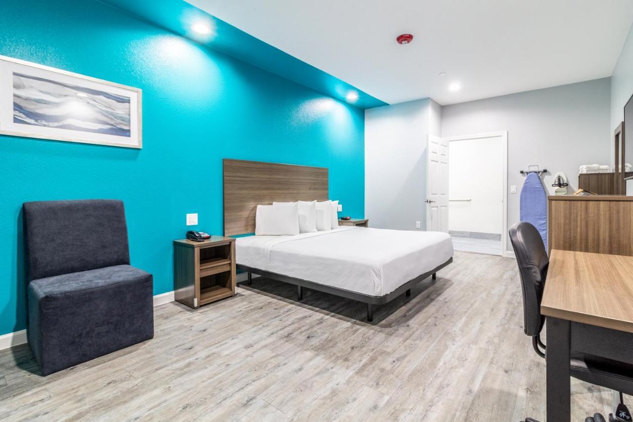 Americas Best Value Inn & Suites Kingwood Iah Airport Хамбл Экстерьер фото